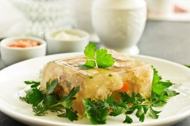 domashniy-holodec-glavnye-tonkosti-prigotovleniya-i-poshagovye-recepty-2-5072585
