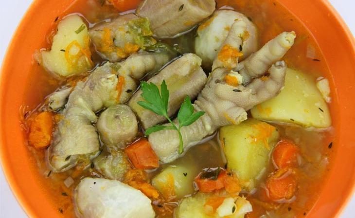 pochemu-mnogie-hozyayki-pokupayut-kurinye-lapki-7-6736187