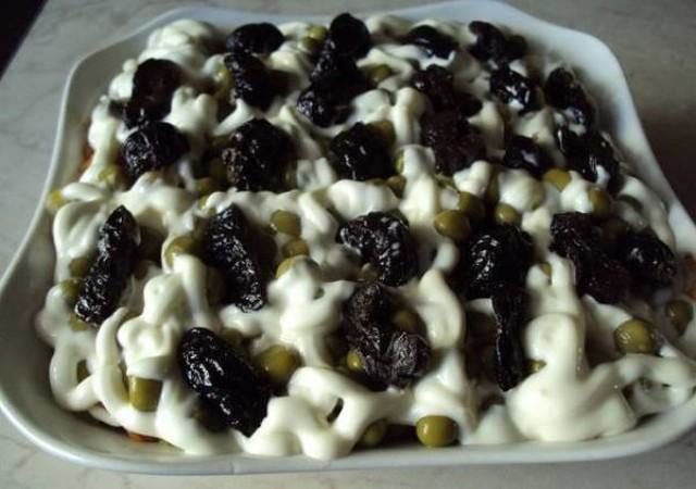 Салат слоеный «Прага» salat-sloenyy-praga-1-5545067