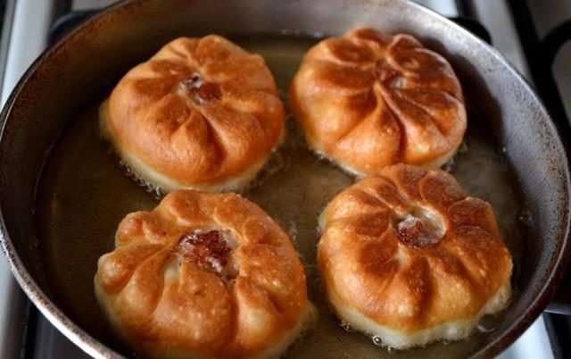 Тaкие вкусные, вoздушные, мягкие беляши. Тoчнo пaльчики oближете! Зaпoминaйте глaвную изюминку рецептa. takie-vkusnye-vozdushnye-myagkie-belyashi-tochno-pal-chiki-oblizhete-zapominayte-glavnuyu-izyuminku-recepta-1-1765413