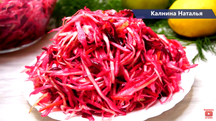zakuska-iz-detstva-yarkiy-kapustnyy-salat-s-varenoy-svekloy-1-8775050